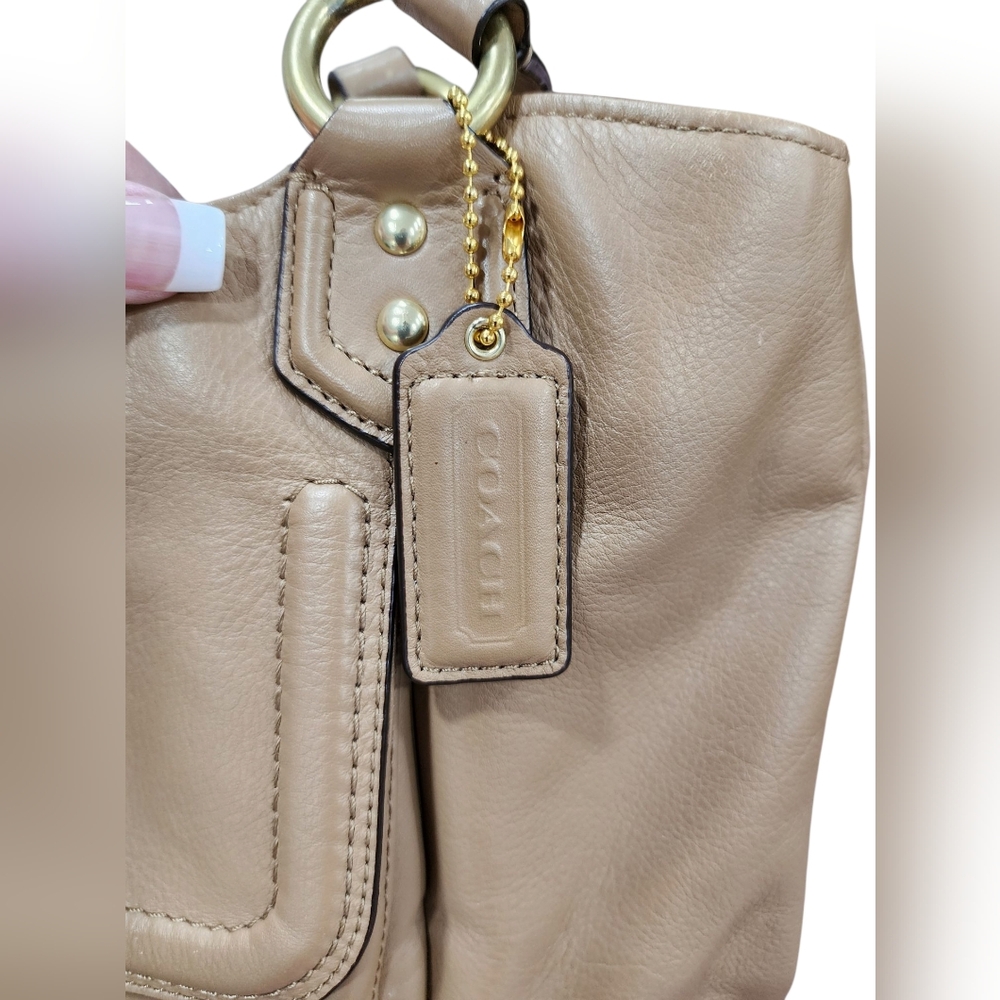 Coach Tan Leather Shoulder Bag with Matching Wallet - Picture 14 of 16